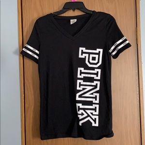 PINK Victoria’s Secret v-neck shirt
